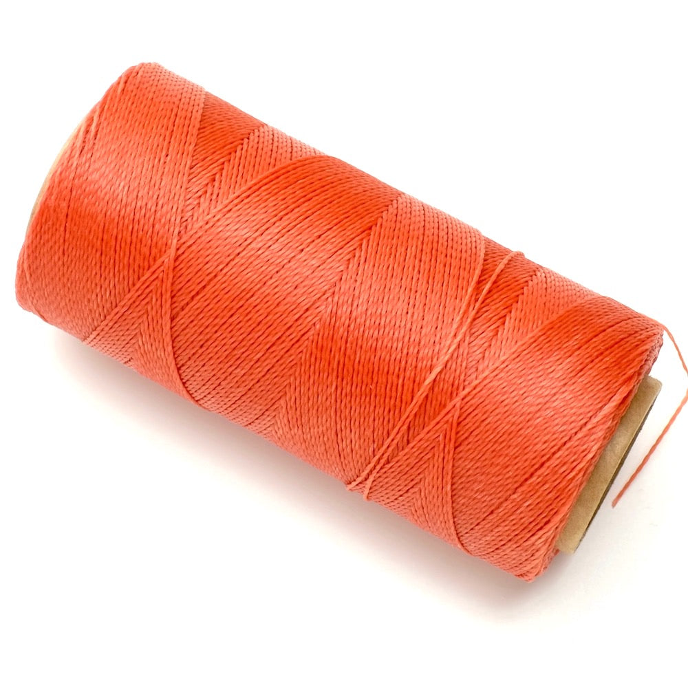 10 mètres de fil ciré Linhasita 0,5mm pour micro macramé - Corail rose