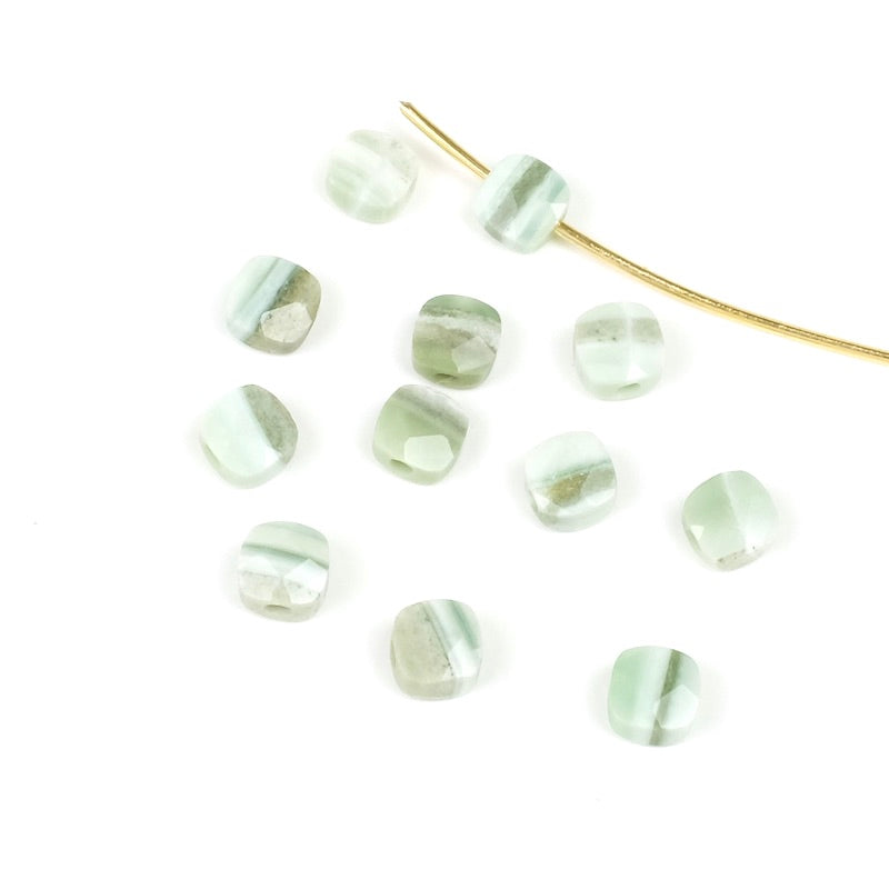 Perle naturelle carrée 4mm taille coussin en Agate rayée verte