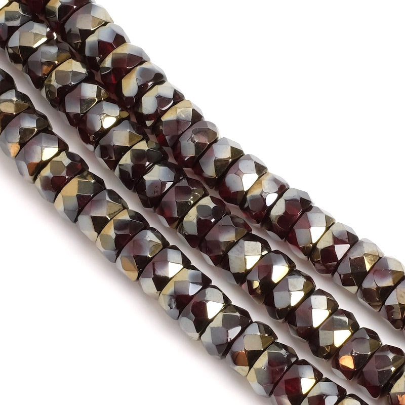 Boheems kralendraad met gefacetteerde bordeaux transparant gouden sluitringen 3x6mm