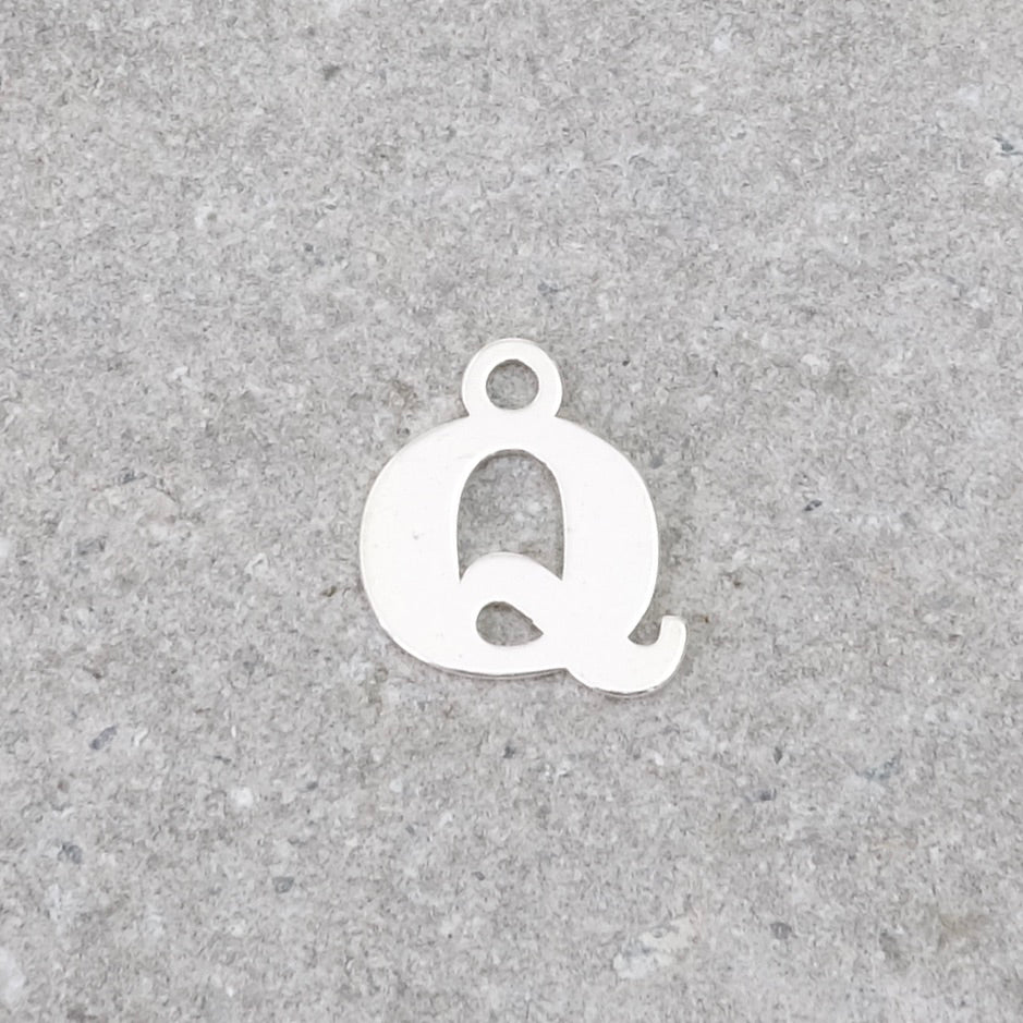 Pendentif lettre Q en argent 925