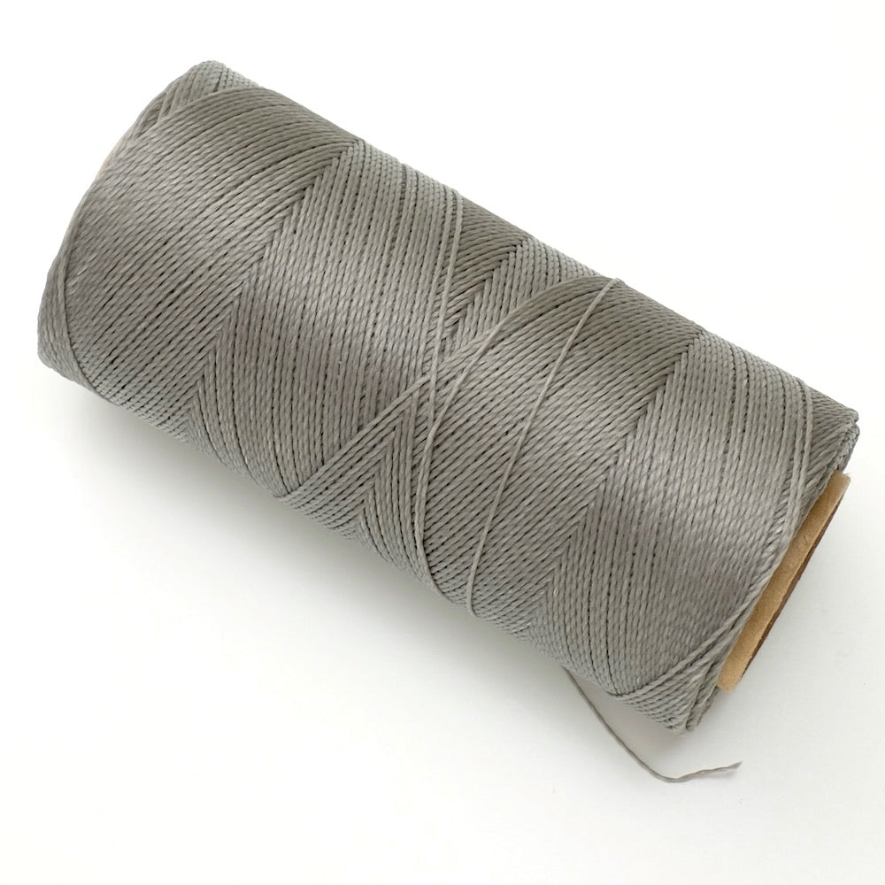 Bobine de fil ciré Linhasita 0,5mm pour micro macramé - Gris