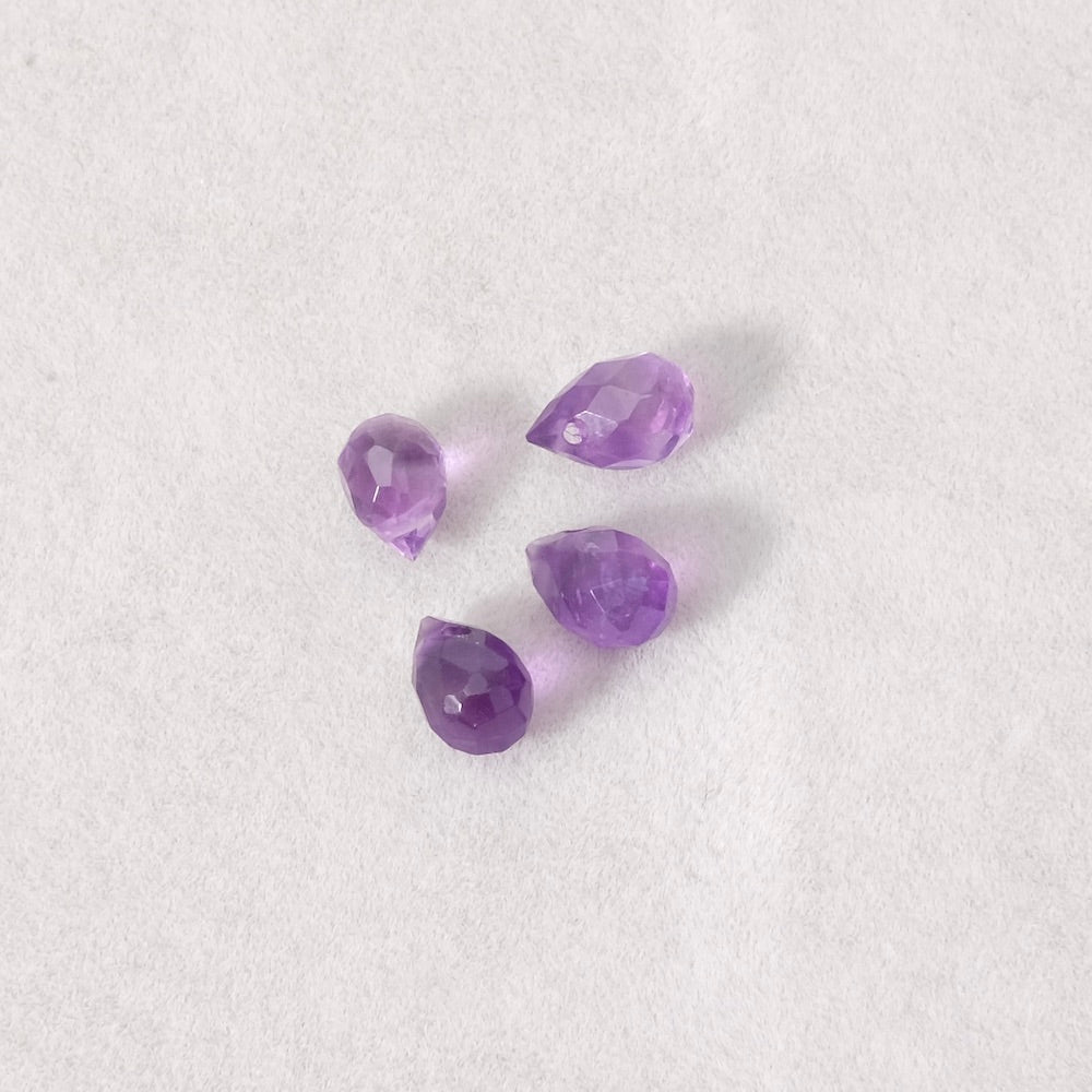 2 perles naturelles gouttes facettées 5x7mm en Améthyste