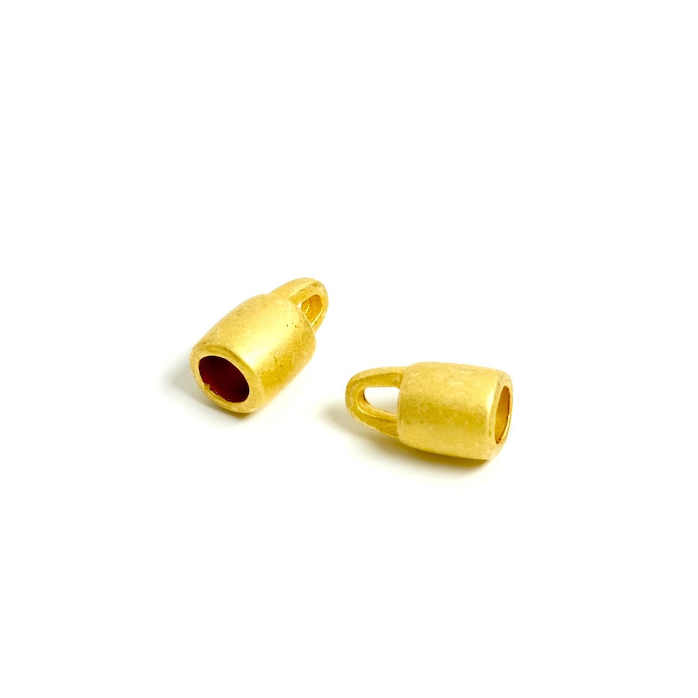 2 embouts de cordons ronds 4mm en Zamak doré mat à l&#39;or fin 24k