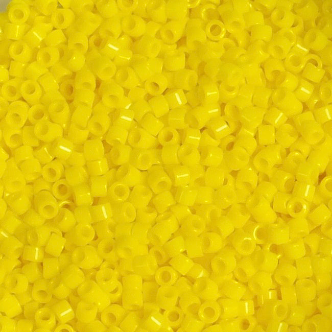 8 grammes de perles Miyuki Délica 11/0 Opaque Canary DB1132