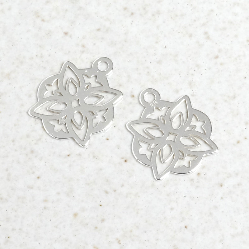 2 Pendentifs Fleurs ajourées en Argent 925